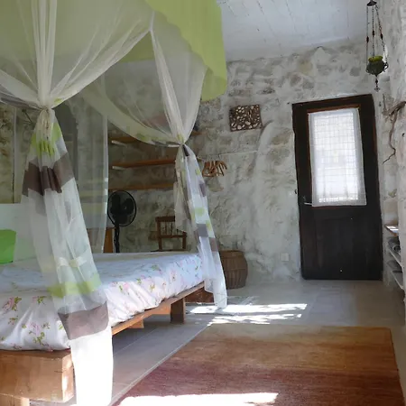 Stonehouse Pyrgou Сasa de vacaciones Pirgou
